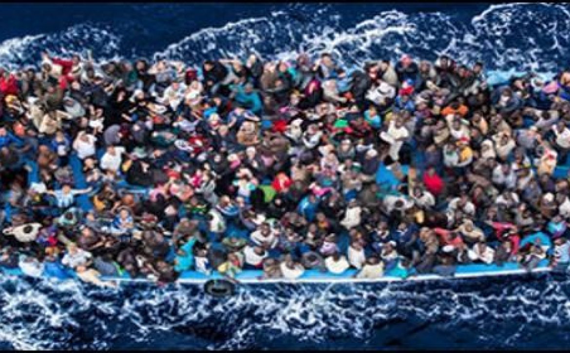 emigrantes-patera-720_560x280