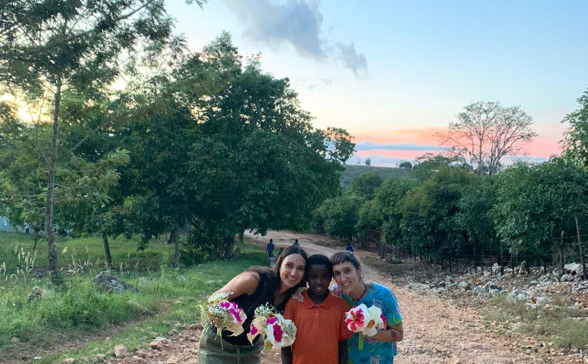 2025-07-19 Sara y Marina – El Valle – RD (2)
