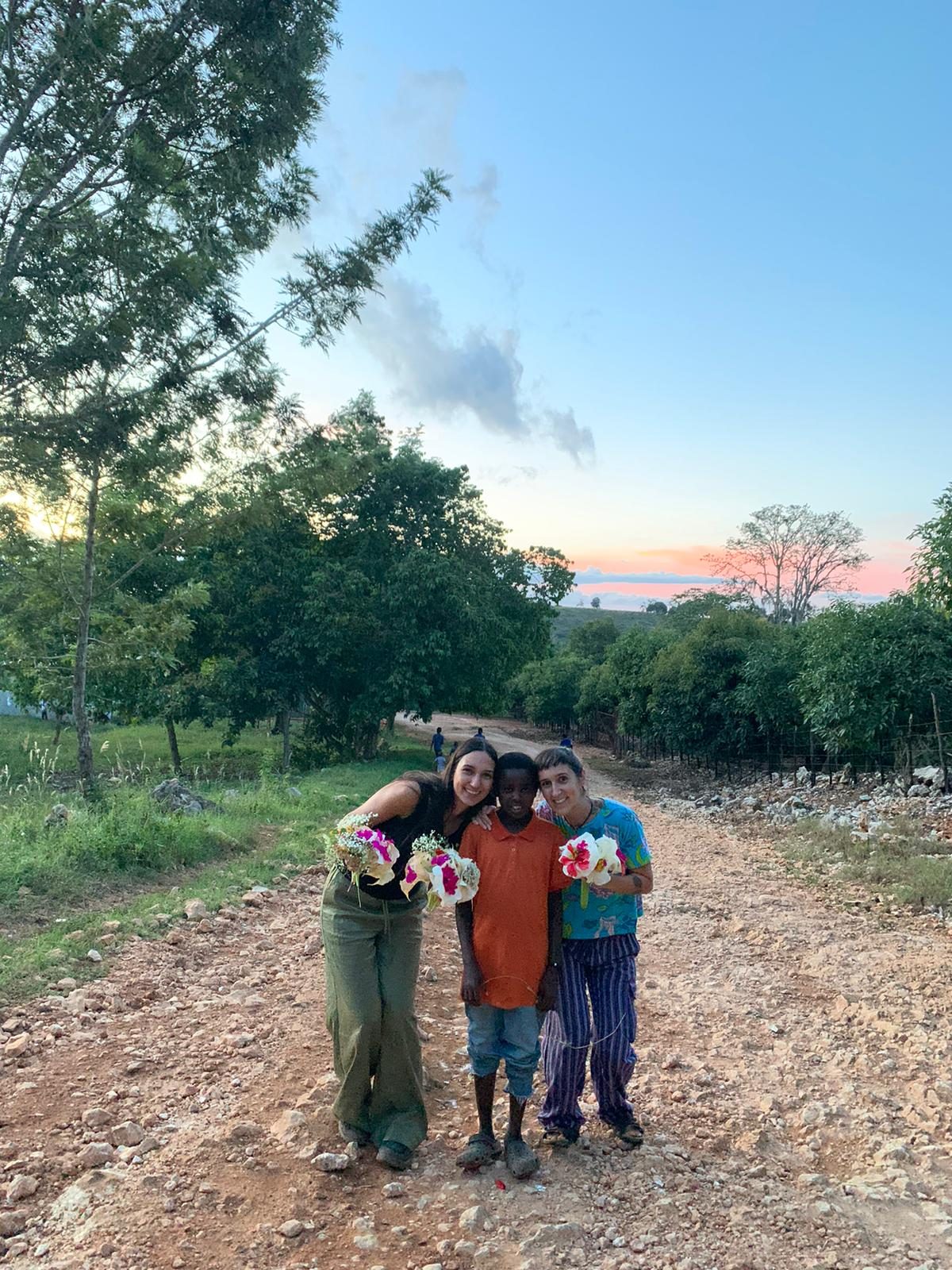 2025-07-19 Sara y Marina – El Valle – RD (2)