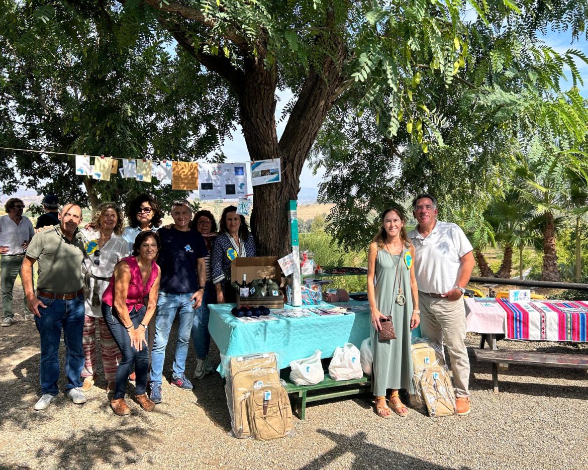 2026-10-17 Almuerzo solidario Málaga (1)